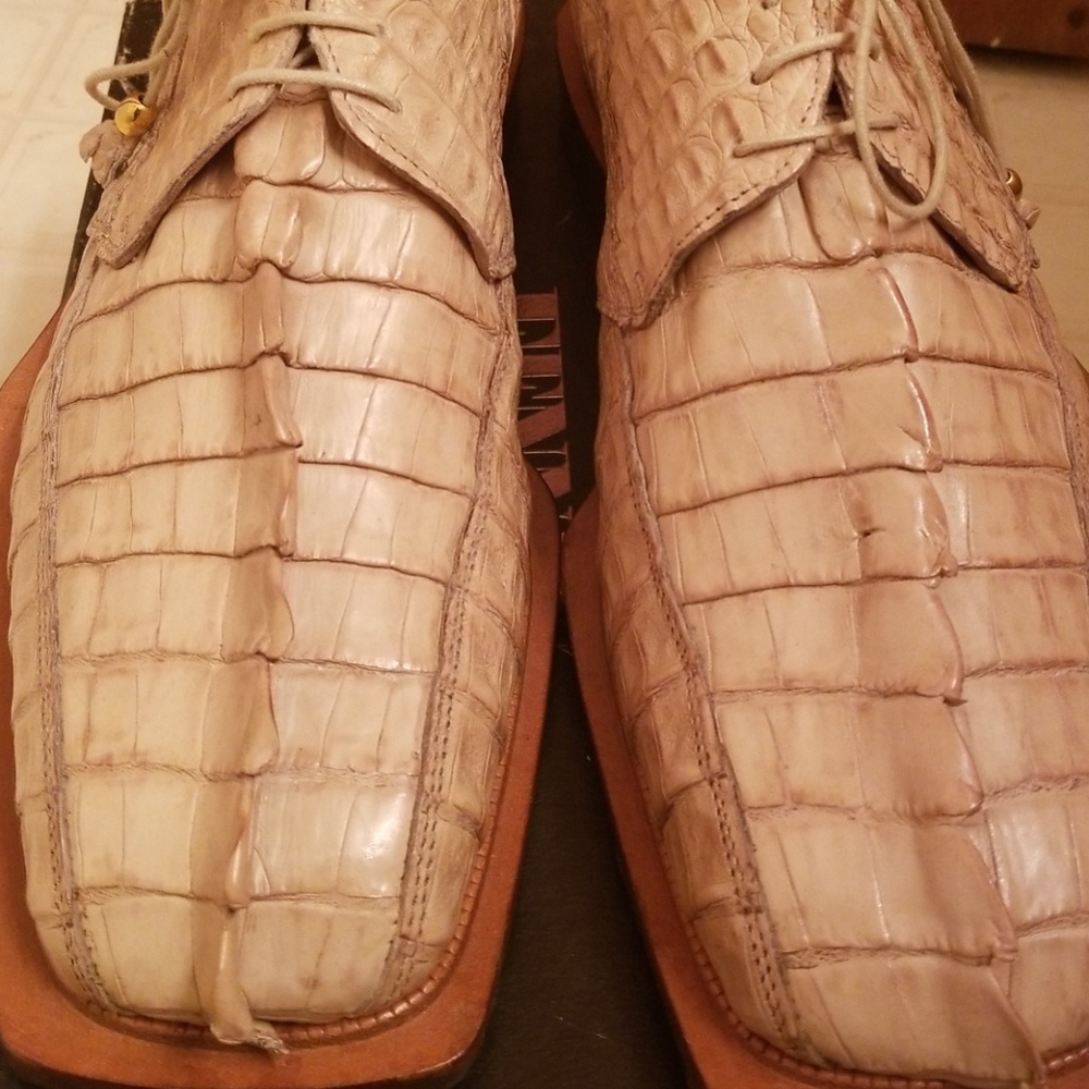 Men's Exotic dress shoe